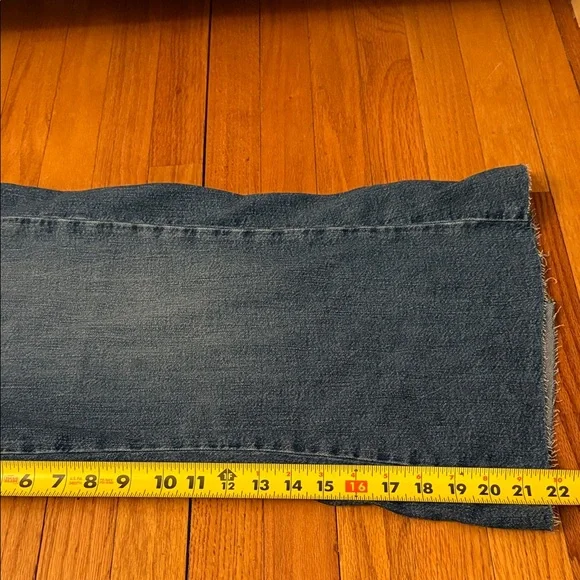 Pilcro Dark Blue Flare Jeans NWT - See Measurements! - Picture 4 of 9